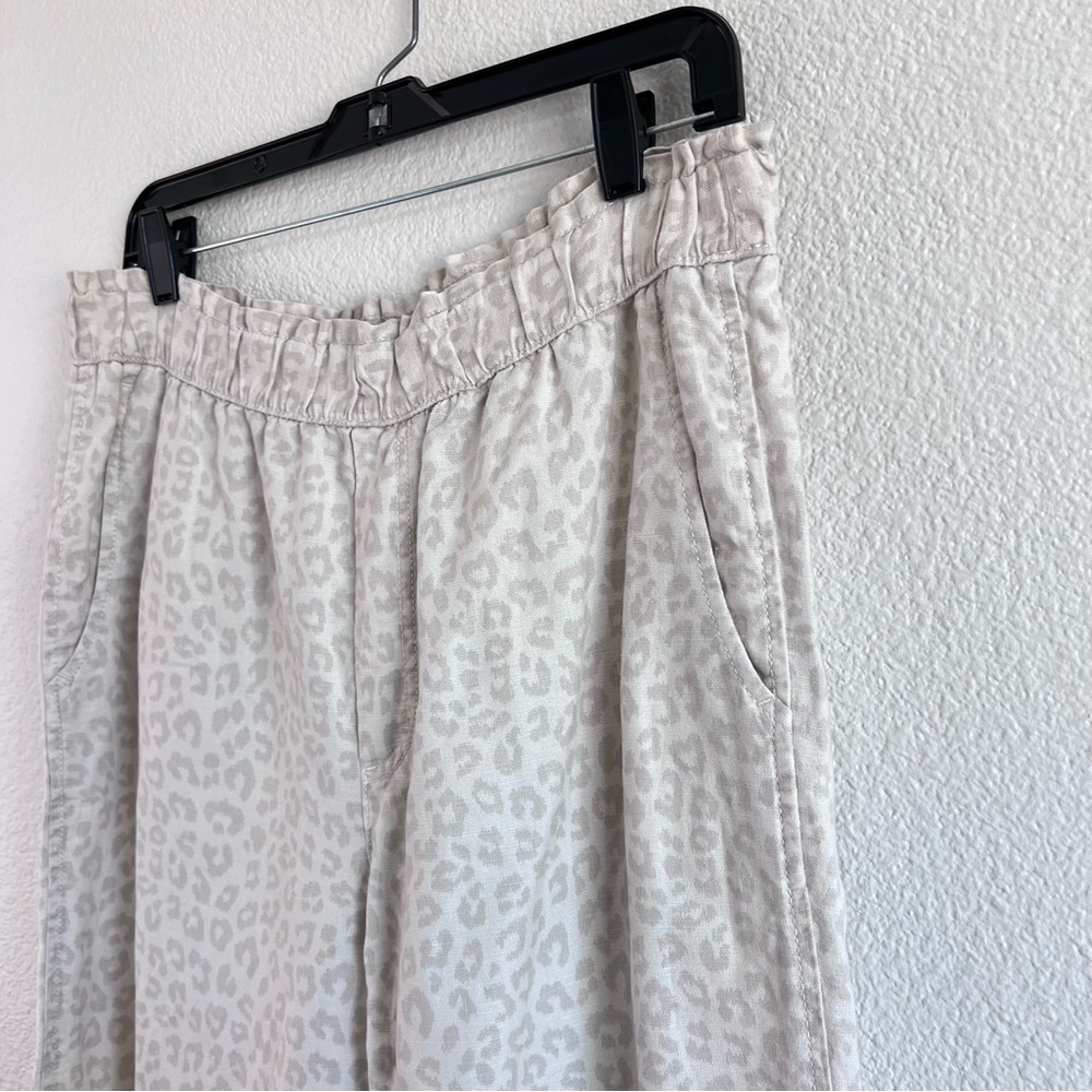 GAP Women's High Waisted Pull On Paper Bag Leopard Print Pants - Picture 2 of 11